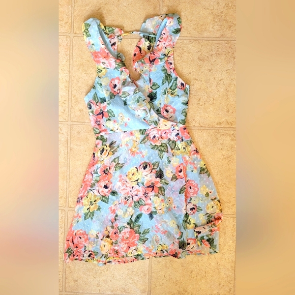 Floral A line floral wrap dress design size Small short spring summer dress. - Picture 3 of 4
